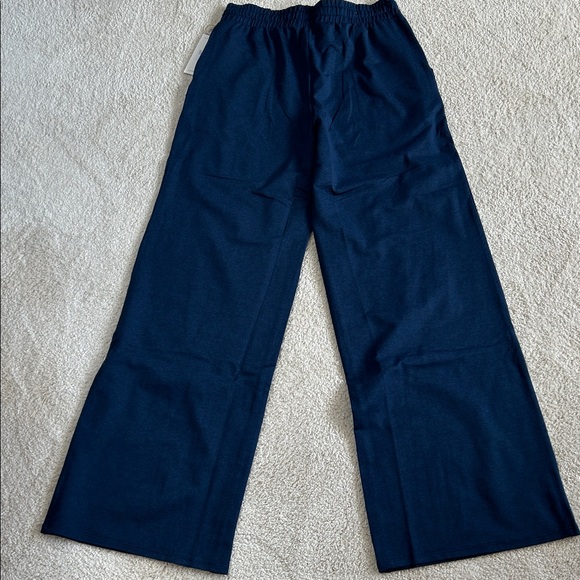 Vuori Halo Essential Wide Leg Pant-NWT!! - Picture 4 of 11